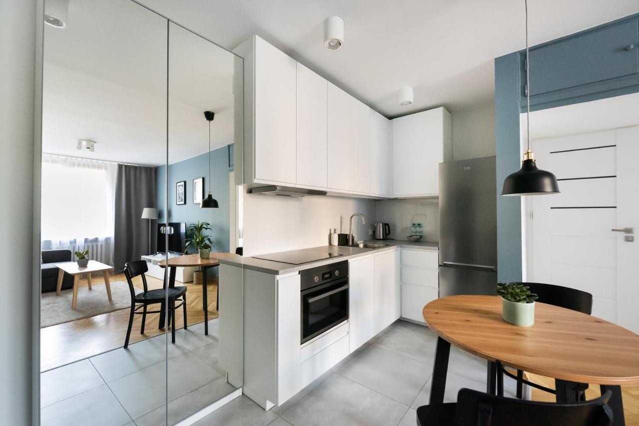 Nowogrodzka Grey Apartment Warsaw Exterior photo