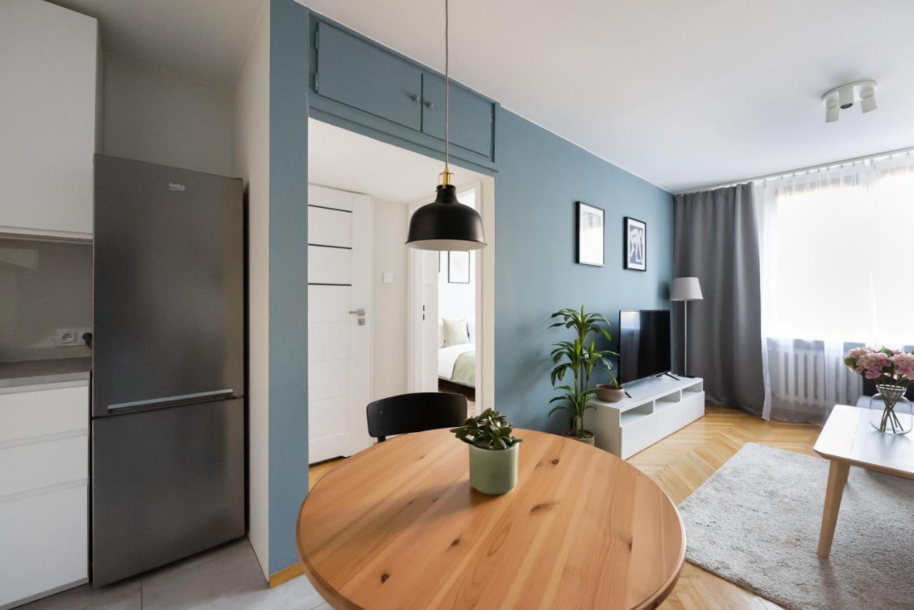 Nowogrodzka Grey Apartment Warsaw Exterior photo